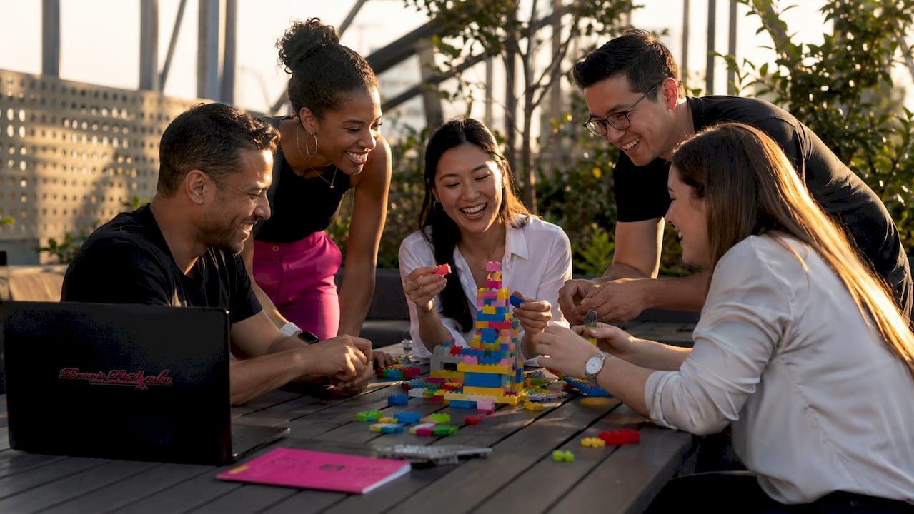 Corporate team building activity in Chicago venue